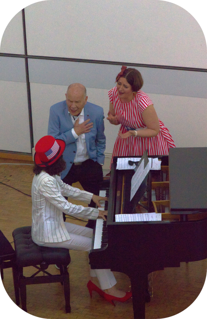 Trio Nostalgio beim traditionellen Muttertagskonzert